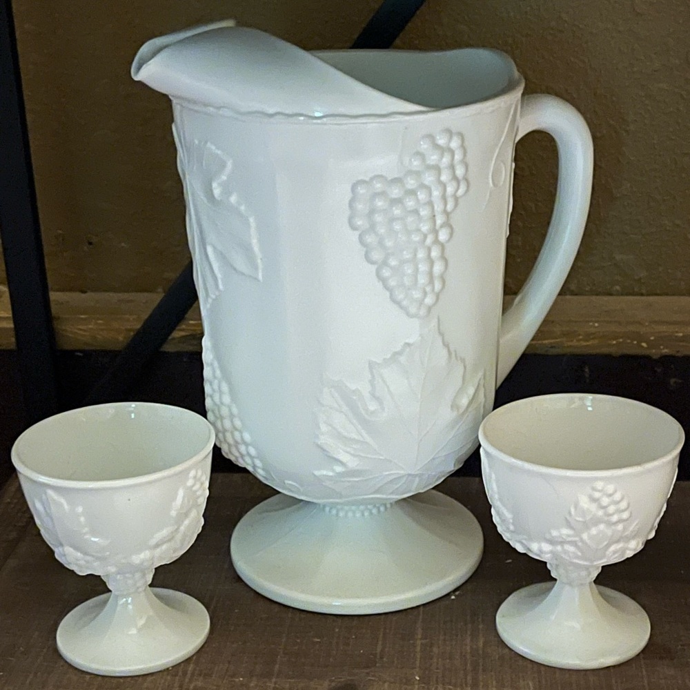 Vintage Indiana milk glass pitcher with 2 goblets.